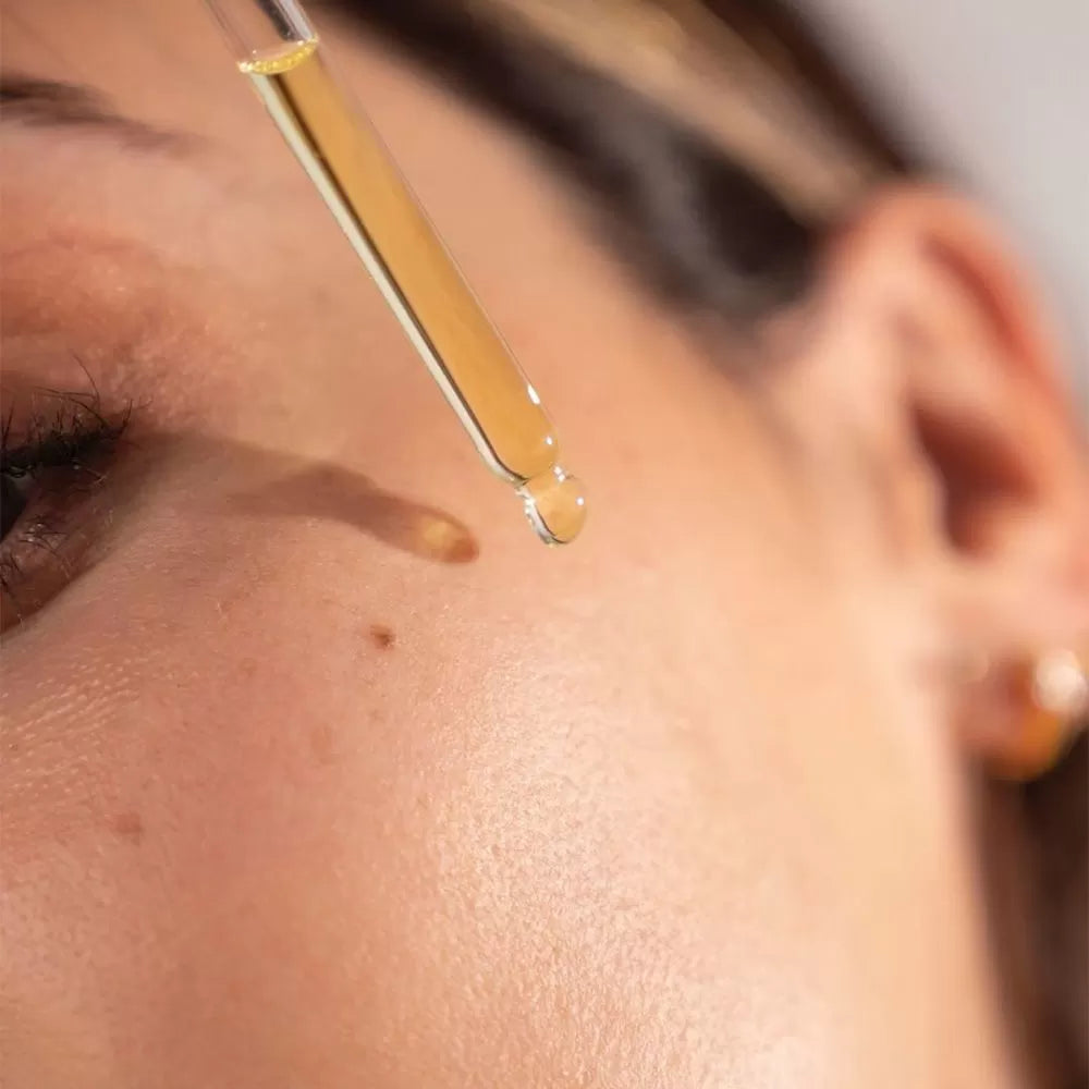 O Cosmedics Vitamin C Hemp Seed Oil