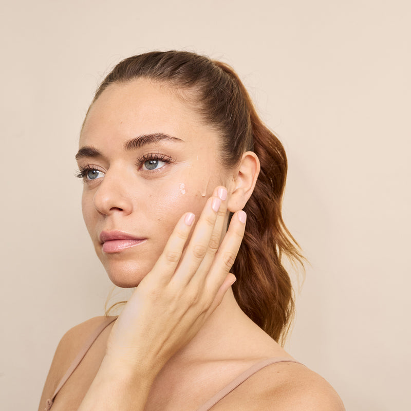 Dp Dermaceuticals Hyla Active