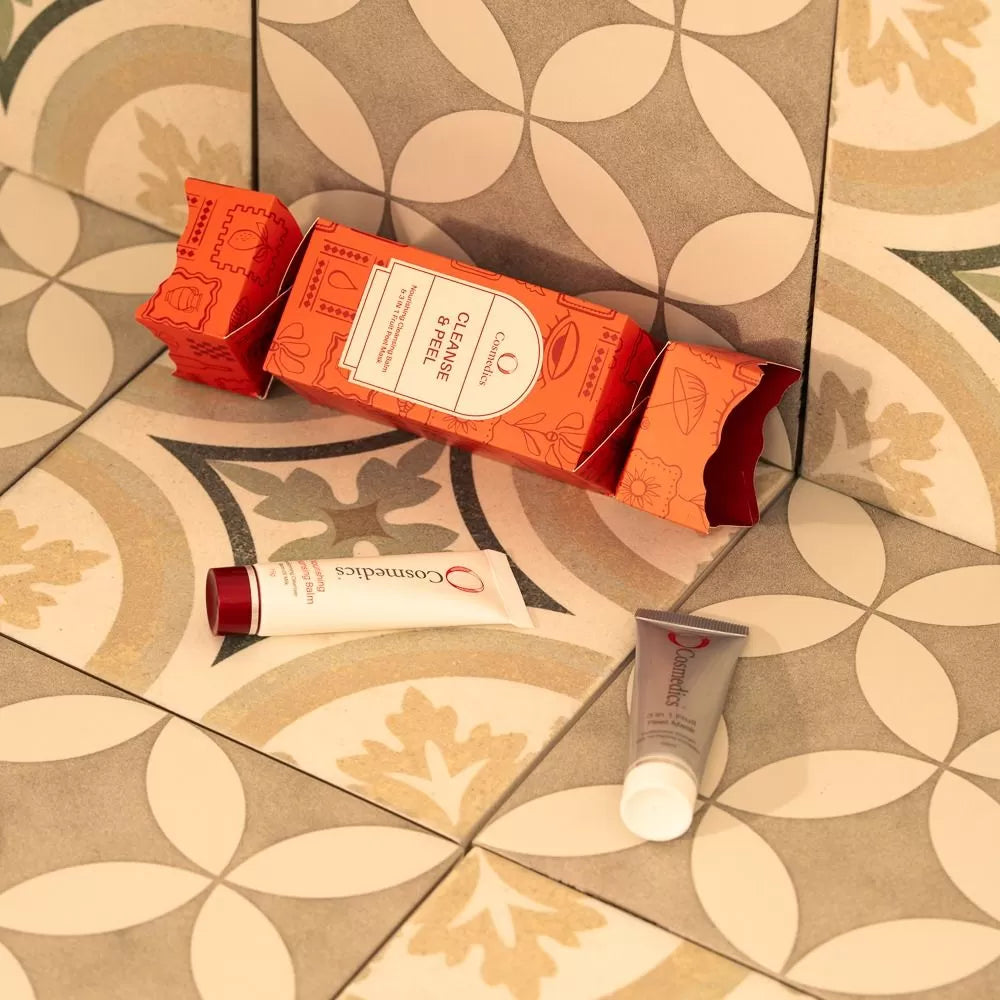 O Cosmedics Cleanse & Peel Christmas Bon Bon